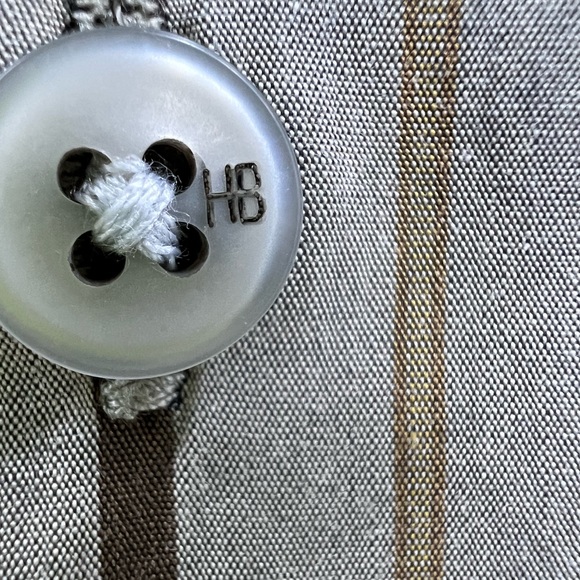 BOSS HUGO BOSS MENS LONG SLEEVES SIZE M, DARK TAN BASE WITH BROWN & GREEN LINES - Picture 9 of 15